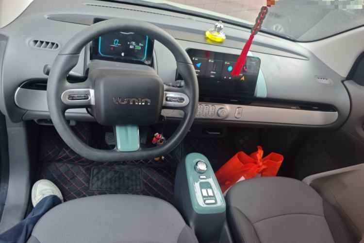 Used CHANGAN NEVO Lumin 2022 210km Sweet Edition Center Console