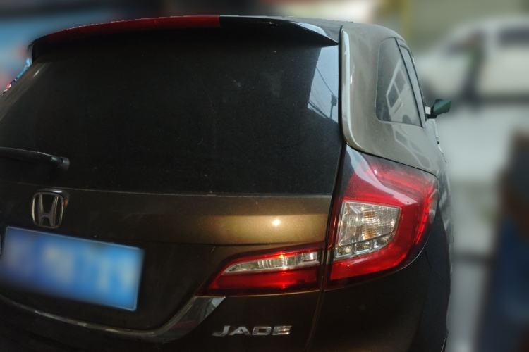 Used Honda Jade 2013 1.8L automatic Comfort version 5 seats Rear Right 45 Deg