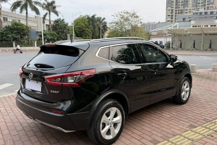 Used Nissan Qashqai 2022 2.0L CVT XV Smart Enjoyment Version Exterior 6