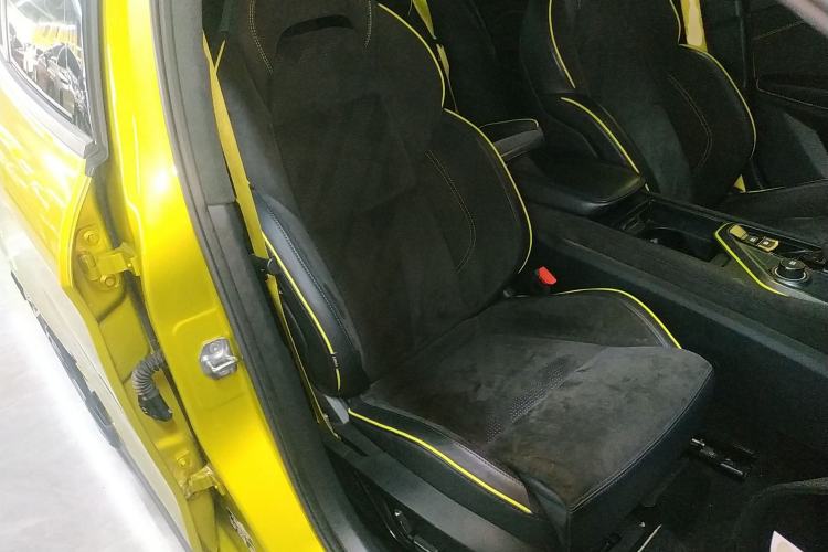 Used Lynk & Co 03 2020 03+ 2.0TD Automatic Performance Package Edition Right Front Seat