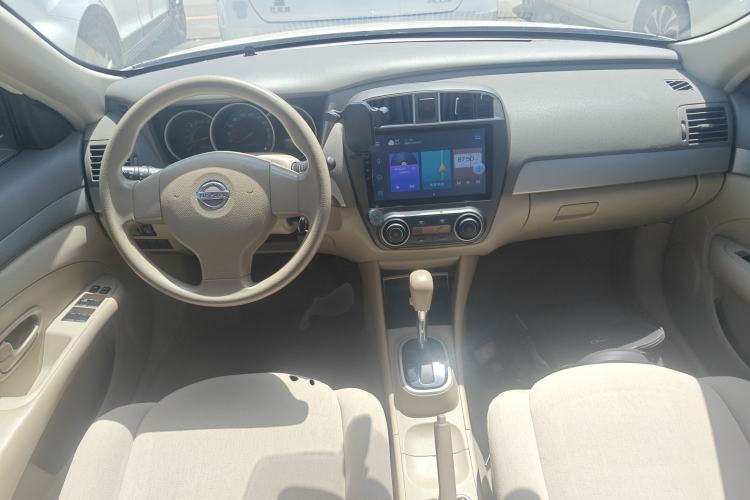 Used Nissan Sylphy 2018 Classic 1.6XE+ CVT Leading Edition Center Console