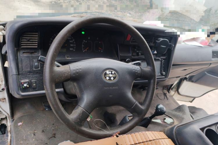Used Jinbei Hiace 2014 2.0L Fifth-Generation Xiangyun Comfort Type 1 4G21C
