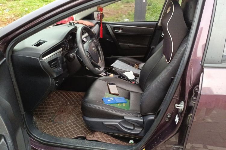 Used Toyota Levin 2017 Revised Dual-Engine 1.8H GS E-CVT Elite Sunroof Version China V Standard Left Front Seat