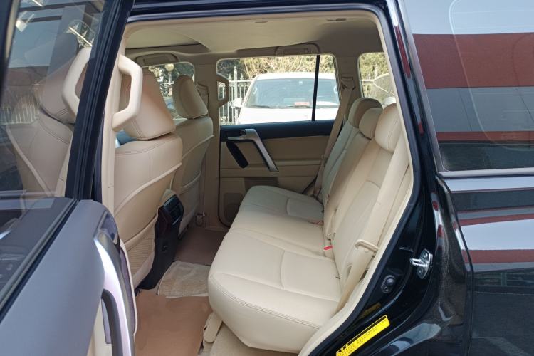 Used Toyota Prado 2014 4.0L Automatic TX-L
