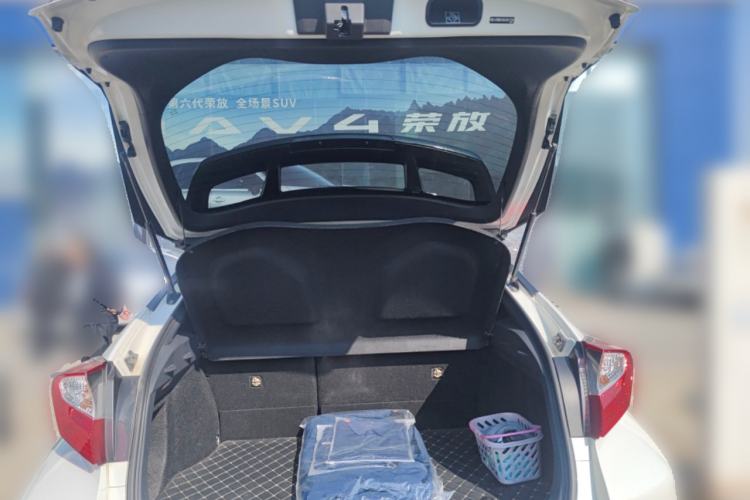 Used Toyota IZOA 2018 2.0L Yichi Version China VI Standard
