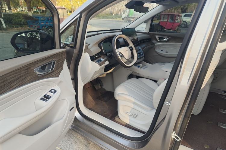 Used Roewe iMAX8 New Energy 2025 1.5T DMH Lu Zun Deluxe Edition
