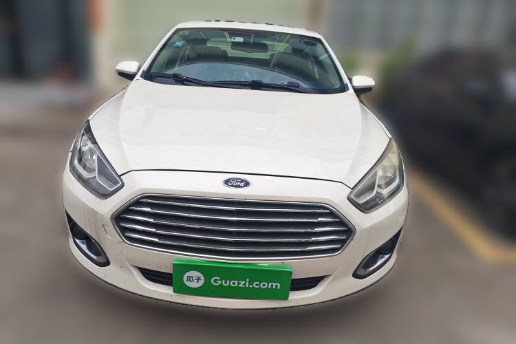 Used Ford Escort 2017 Happiness Edition 1.5L Automatic Fashion Version
