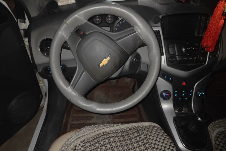 Used Chevrolet Cruze 2013 1.6L SL Sunroof Edition MT