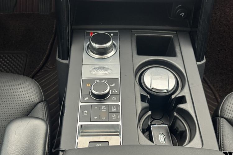 Used Land Rover Discovery 2018 3.0 SC V6 SE
