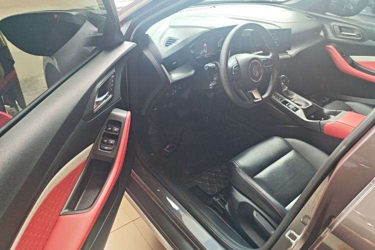 Used MG 5 2022 180 DVVT CVT Youth Luxury Edition Driver Seat