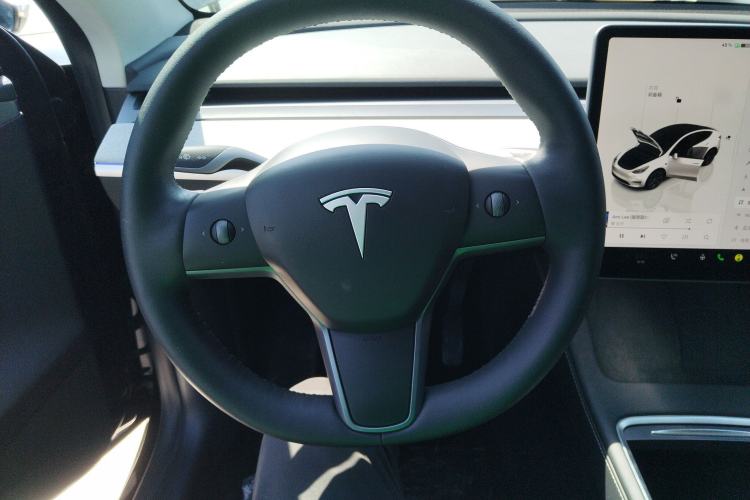 Used Tesla Model Y 2024 Rear-Wheel-Drive Version