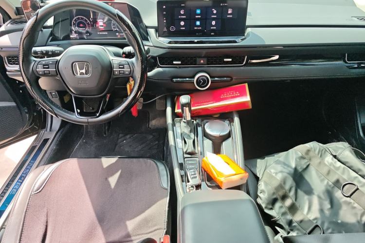 Used Honda Inspire 2023 260TURBO Elegant Edition Center Console