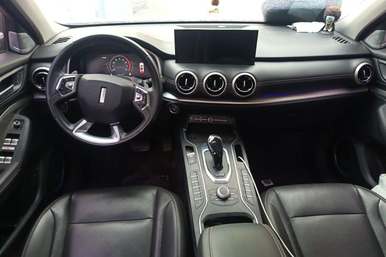 Used Wey VV6 2020 2.0T Two-Wheel Drive Smart Enjoyment+