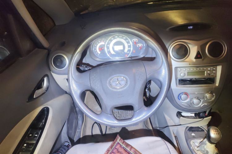 Used JAC Group Refine M2 2012 1.5L MT IKEA Comfort Edition
