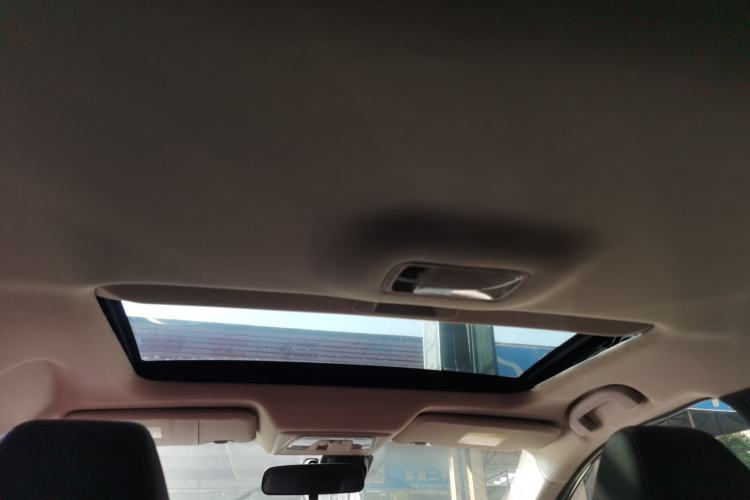 Used Venucia D60 2019 1.6L XL CVT SmartConnect Elite Edition (ISS)