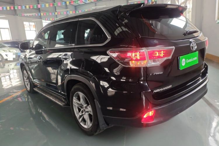 Used Toyota Highlander 2017 2.0T Four-Wheel Drive Luxury Edition 7 Seats