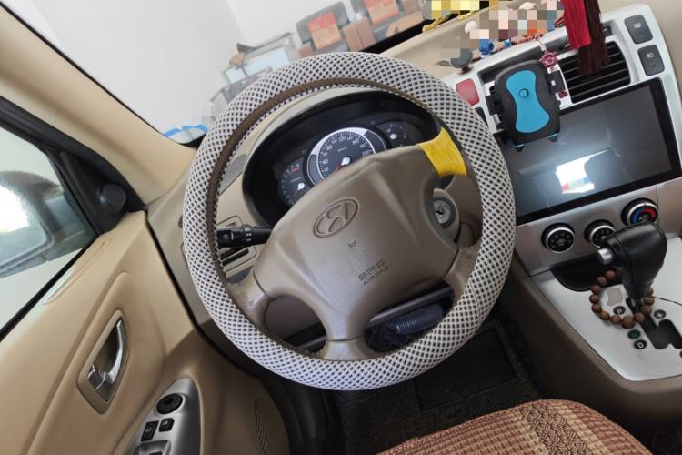 Used Hyundai Tucson 2009 2.0L Automatic Two-Wheel Drive with Sunroof