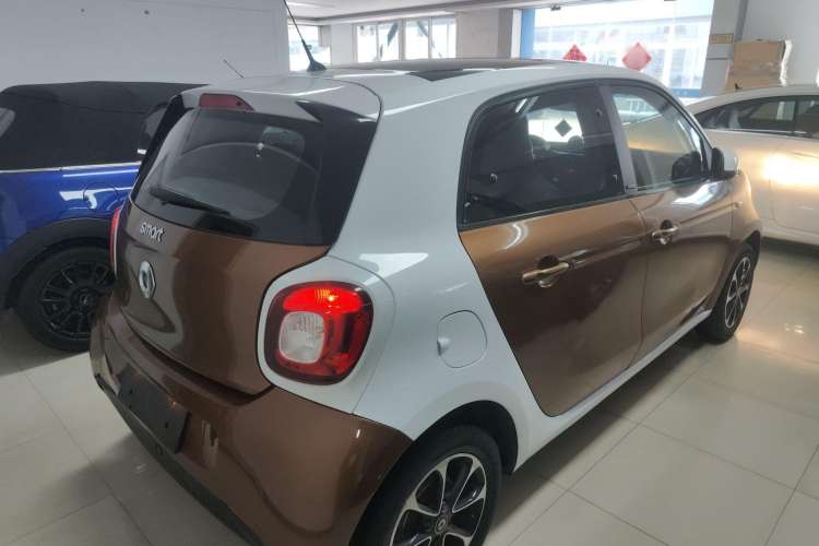 Used smart forfour 2016 1.0L 52 kW Passion Edition