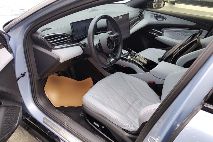 Used BYD Seal 2022 550 km Standard Range Rear-Wheel Drive Prestige Version
