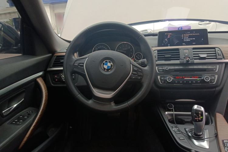 Used BMW 3 Series GT 2013 320i Sport Design Package