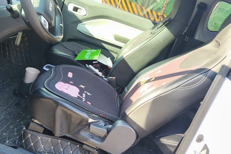 Used Chery QQ Ice Cream 2022 170km Sundae Phosphate Lithium-Ion