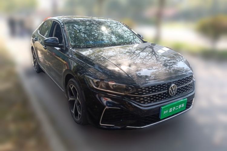 Used Volkswagen Passat 2025 Outstanding Model 380TSI Starry Dragon Edition
