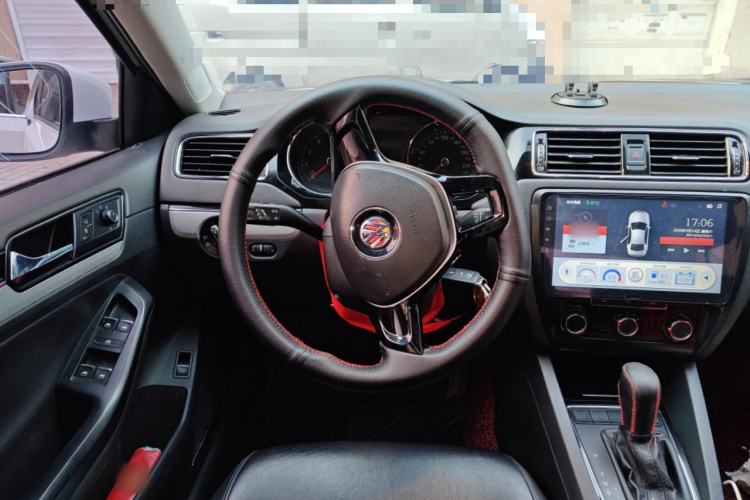 Used Volkswagen Sagitar 2015 1.6L Automatic Comfort Model Steering Wheel