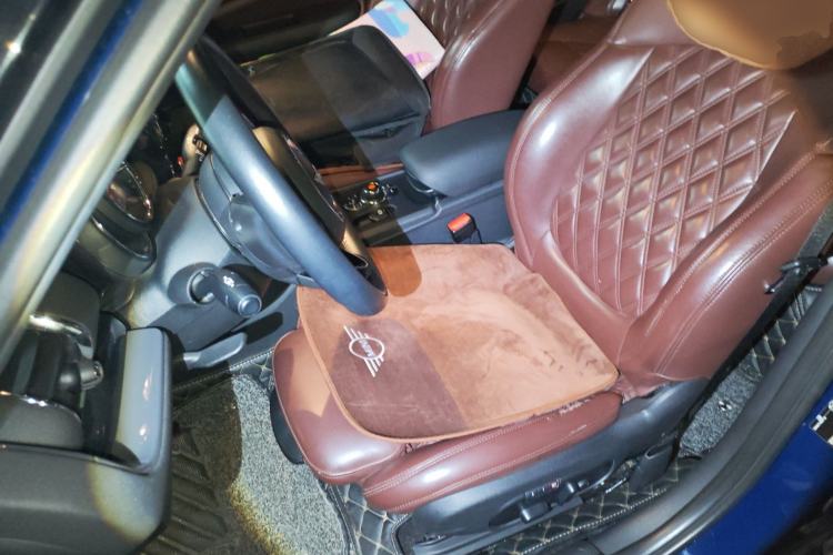 Used MINI Clubman 2016 Updated 1.5T COOPER Geek Edition Left Front Seat