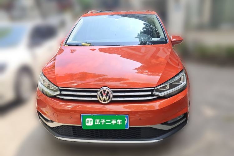 Used Volkswagen Touran 2018 Volkswagen Touran L 280TSI DSG Boundary Luxury Edition 7 Seats China VI Standard
