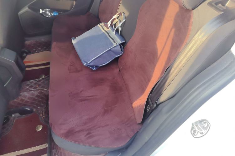 Used Volkswagen Gran Lavida 2015 1.6L Automatic Fashion Edition