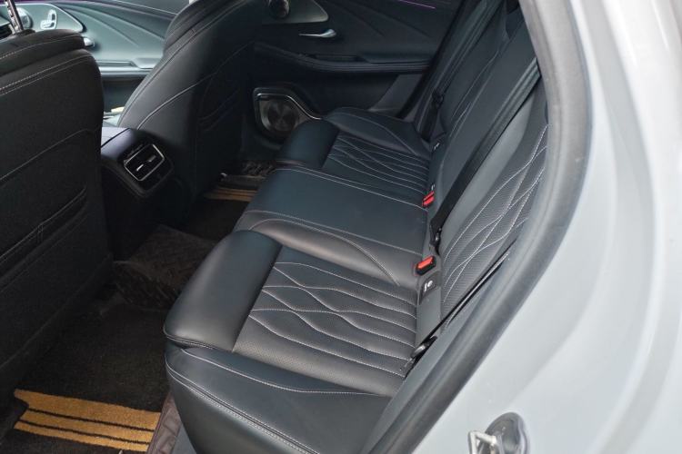 Used Chery Arrizo 8 2023 High-Performance Edition 2.0T DCT Powerfully Equipped
