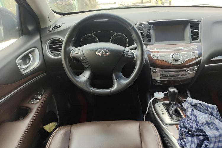 Used Infiniti QX60 2014 2.5 S/C Hybrid Two-Wheel Drive Excellence Edition
