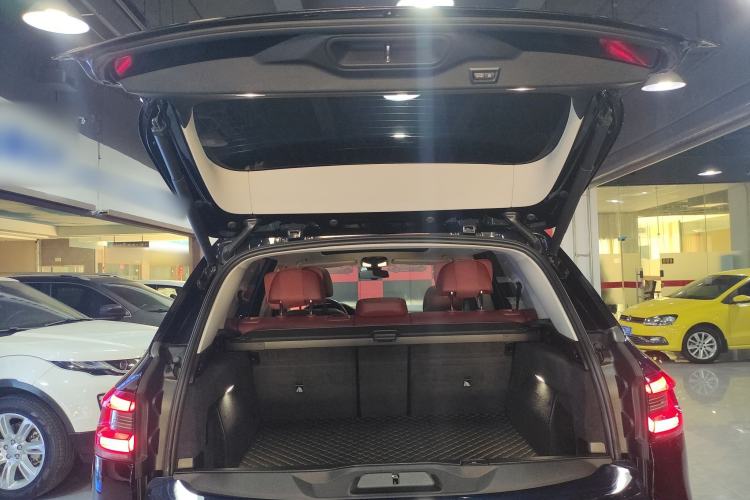 Used BMW X5 2022 Restyled xDrive 30Li M Sport Package Trunk