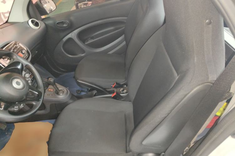 Used smart fortwo 2018 1.0L 52kW Hardtop Dynamic Version China V Left Rear Seat