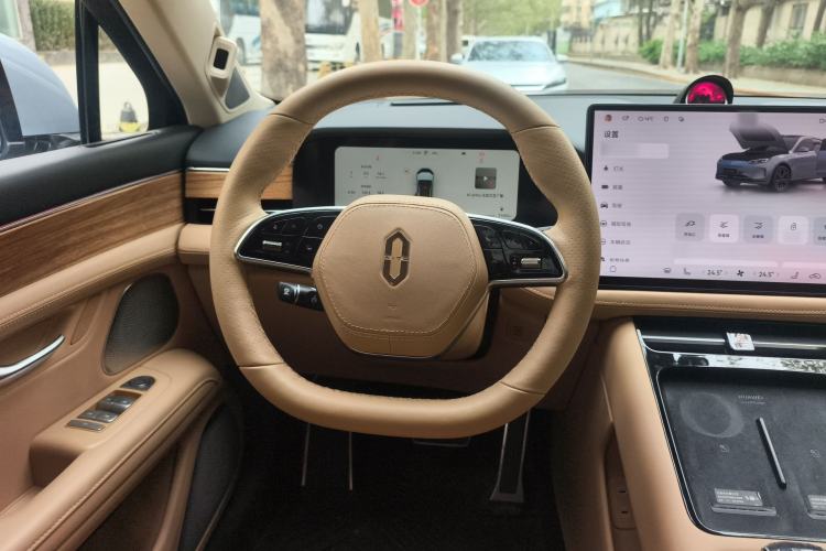 Used Hima AITO M5 2024 All-Electric Max Rear-Drive Advanced Intelligent Driving Version Steering Wheel