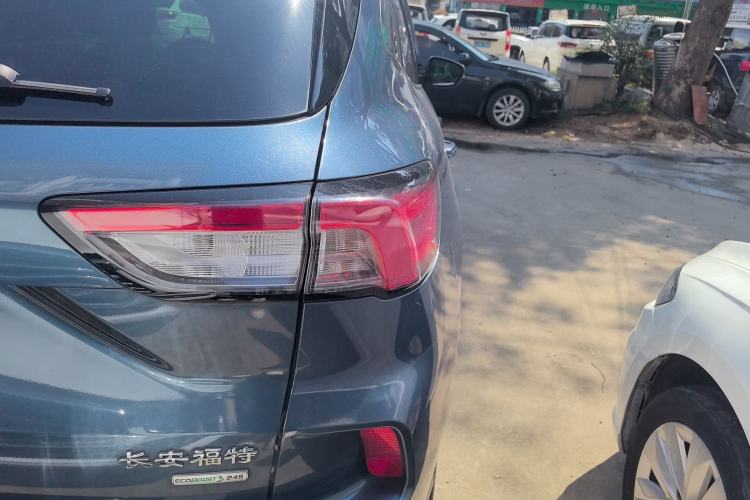 Used Ford Escape 2020 EcoBoost 245 Four-Wheel Drive Luxury Edition