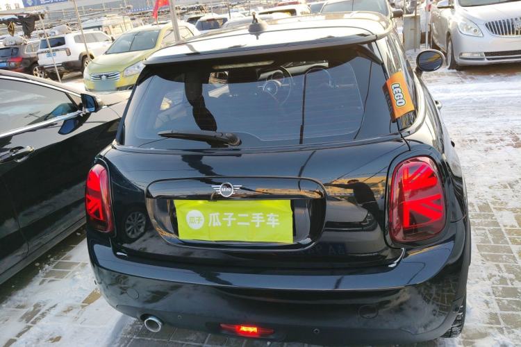 Used MINI MINI 2018 1.5T COOPER Classic Edition