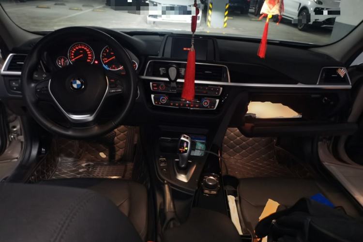 Used BMW 3 Series 2017 320Li Fashion Model
