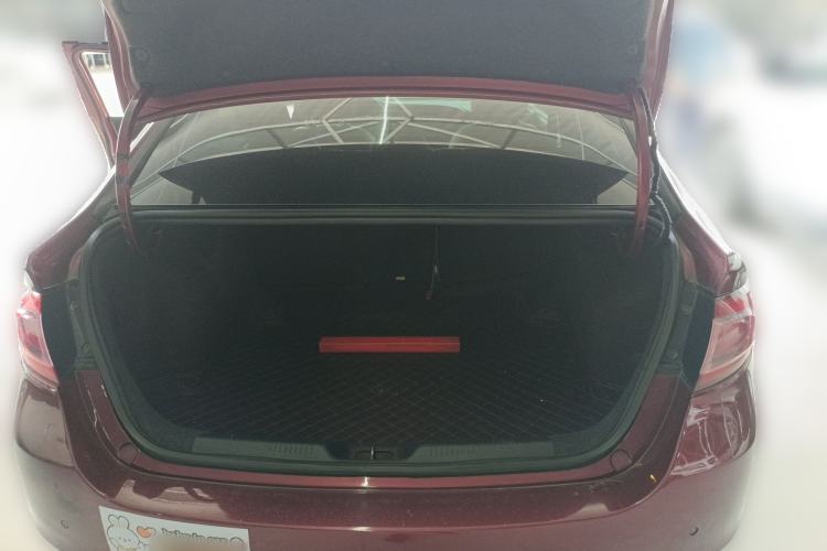 Used Fiat Viaggio 2012 1.4T Automatic Enjoyment Edition Trunk