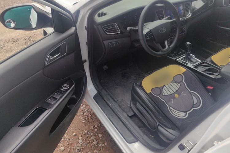 Used Hyundai Mistra 2014 1.8L Automatic Smart GLS
