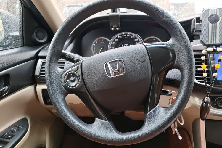Used Honda Accord 2015 2.0L LX Comfort Edition