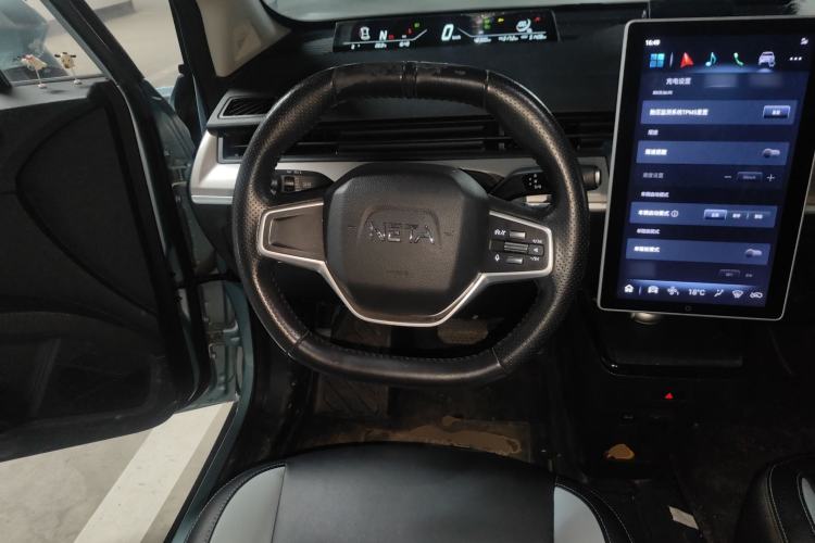 Used NETA V 2021 Standard Range Entertainment Edition
