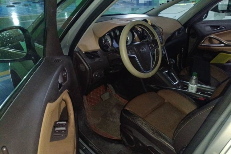 Used Opel Zafira 2013 1.4T Seven-Seater Luxury Model Driver Seat