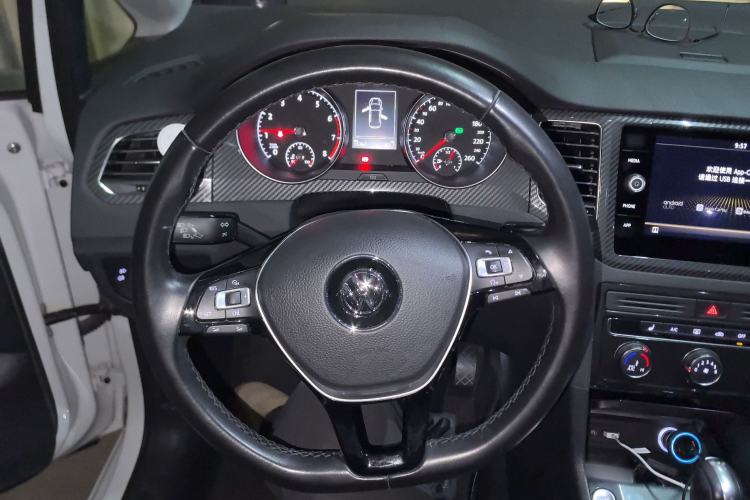 Used Volkswagen Golf Sportsvan 2018 230TSI Automatic Luxury Model
