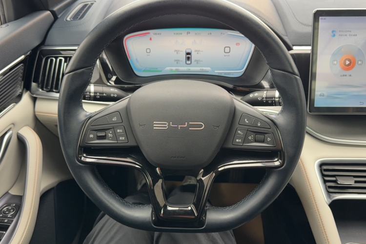 Used BYD Song PLUS New Energy 2023 Champion Edition EV 520KM Luxury Model