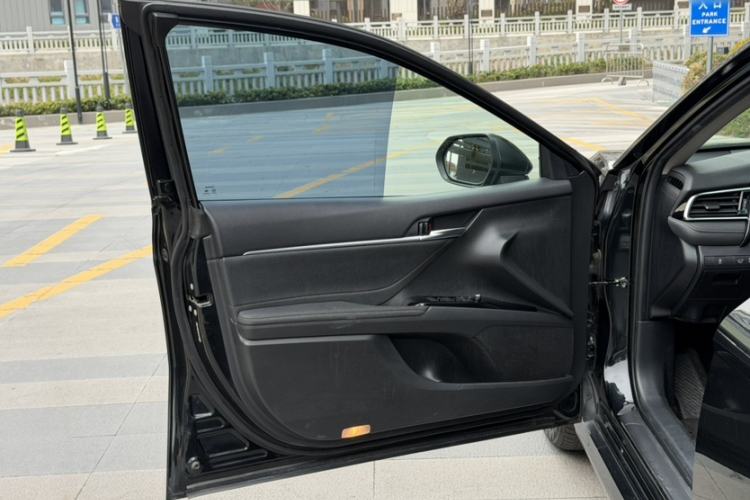 Used Toyota Camry 2023 2.0GVP Premier Edition