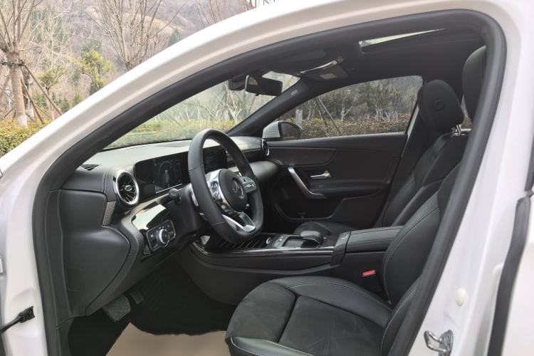 Used Mercedes-Benz A-Class 2019 A 180 L Sport Sedan Interior 2
