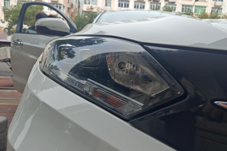 Used Honda Vezel 2018 1.5L CVT 2WD Technology Elite Model Right Front Headlight