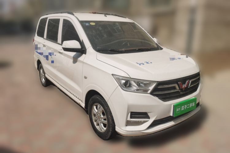 Used Wuling Hongguang 2019 1.5L S Standard Version China VI LAR
