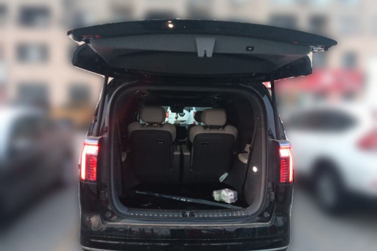 Used Zeekr 009 2022 WE Edition
